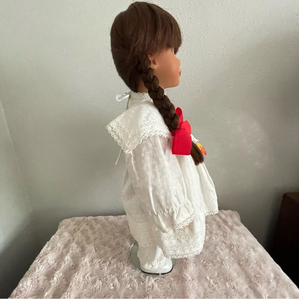 Vtg Steiff Annette 20” Doll 1987 Old House Smell, with Bear Pin Read!